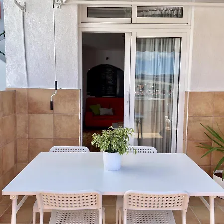 Apartment Homeforguest Amplio Con Piscina Y Terraza En *
