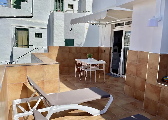 Appartamento Homeforguest Amplio Con Piscina Y Terraza En